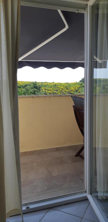 Apartmans Sun & Moon Zambratija  Exteriér fotografie