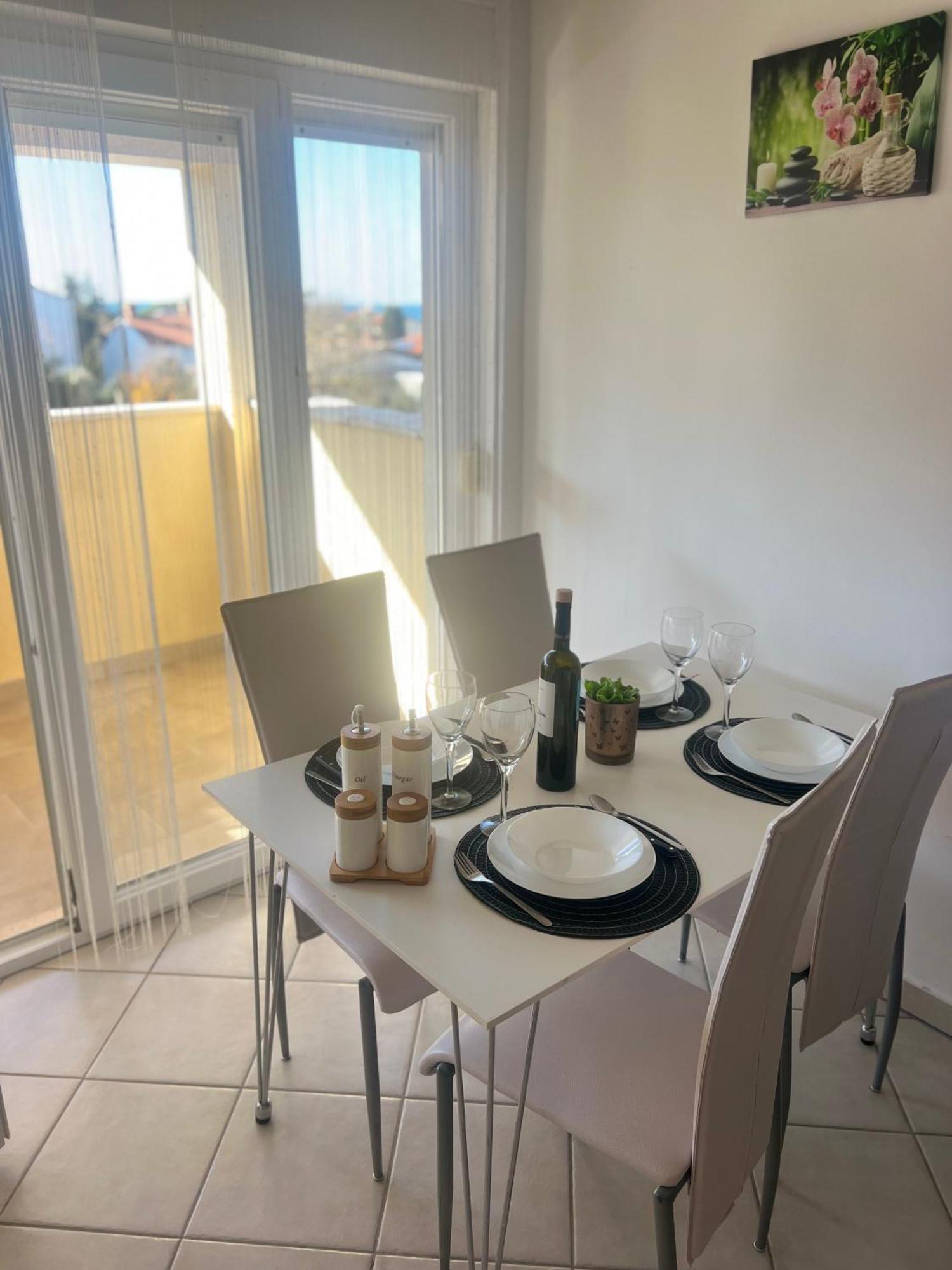 Apartmans Sun & Moon Zambratija  Exteriér fotografie
