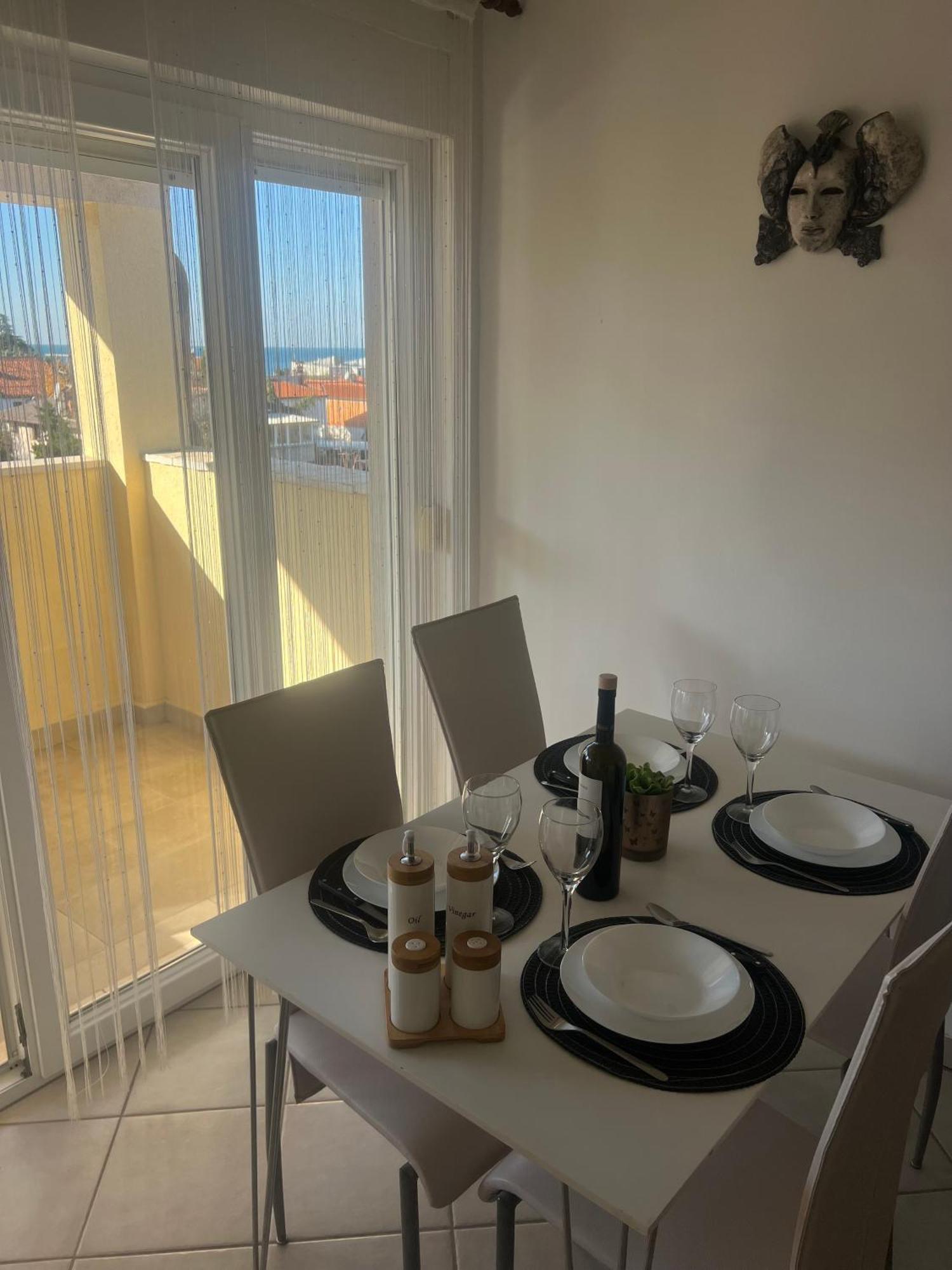 Apartmans Sun & Moon Zambratija  Exteriér fotografie